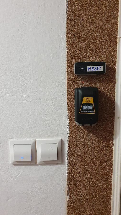 Apartman Caco3 - Potpuno Opremljen Stan U Blizini Plitvickih Jezera コレニツァ エクステリア 写真